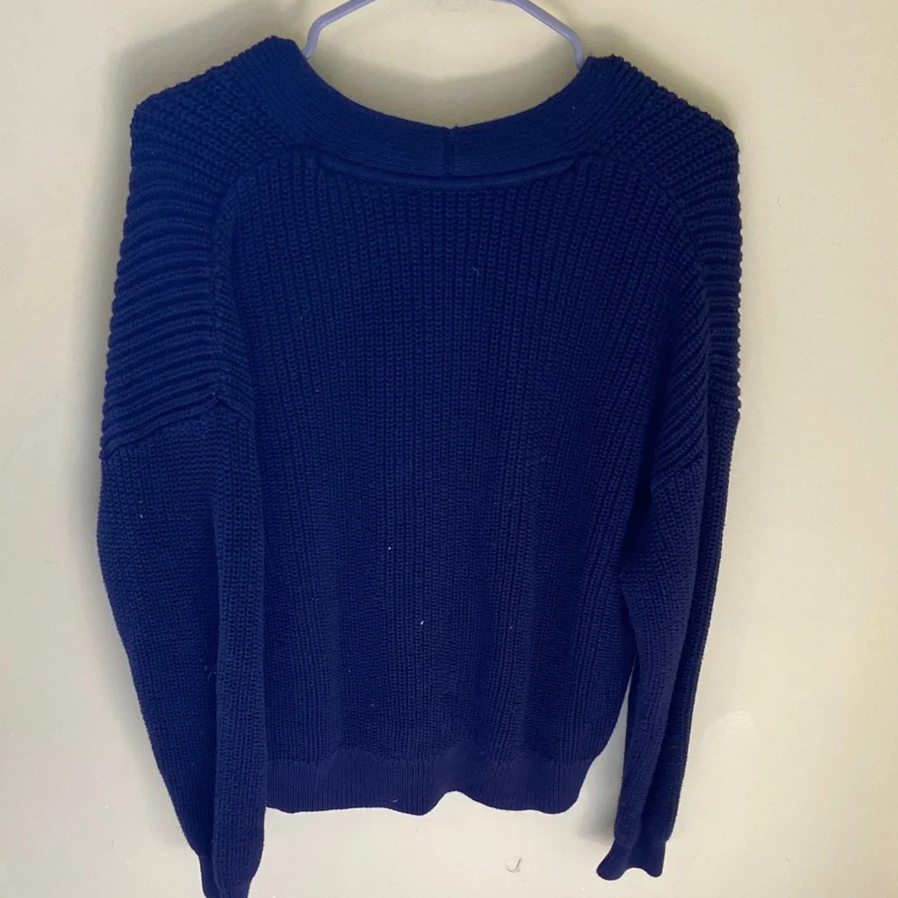 GAP Navy Ribbed V-Neck Button-Front Cardigan - Picture 3 of 4